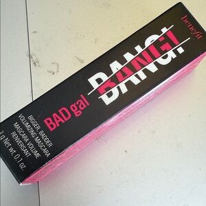 Benefit BADgal BANG! Mascara in Black and Pink